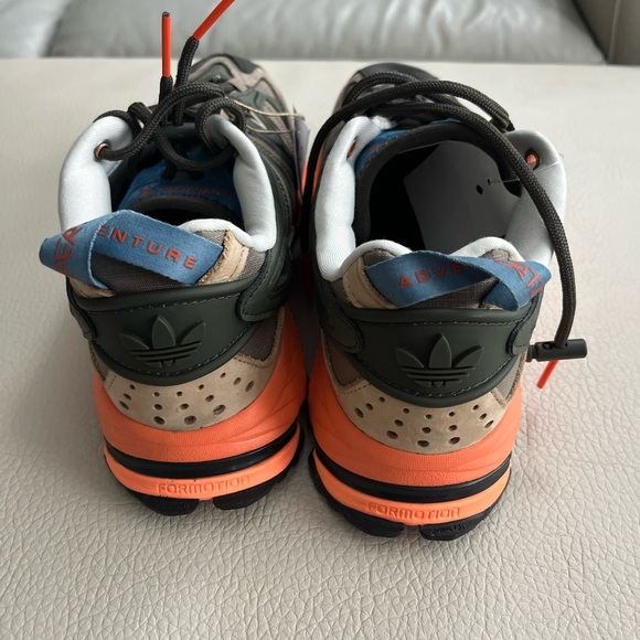 NWT - Adidas Women’s Hyperturf Adventure Shoes - US Size 8 - Picture 5 of 9